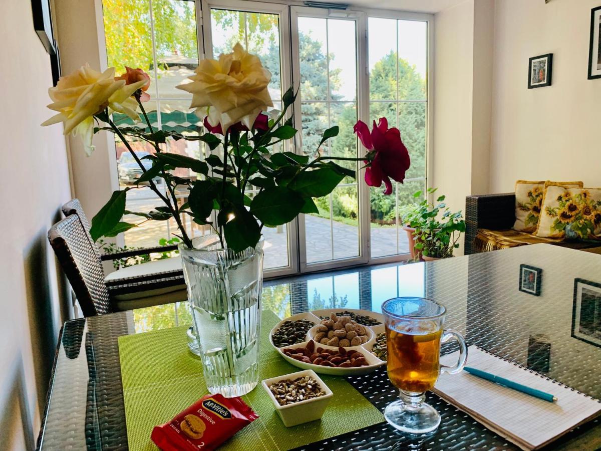 Astoria Garden Ξενοδοχείο Μπισκέκ Εξωτερικό φωτογραφία