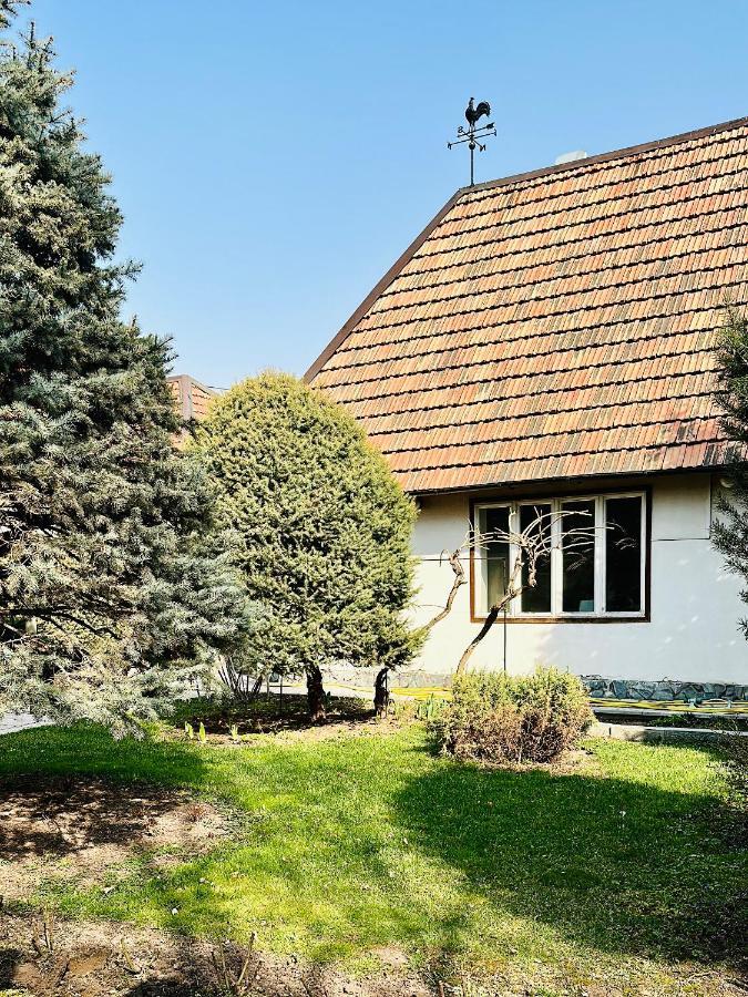 Astoria Garden Ξενοδοχείο Μπισκέκ Εξωτερικό φωτογραφία