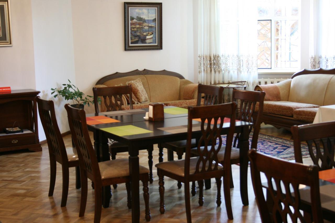 Astoria Garden Ξενοδοχείο Μπισκέκ Εξωτερικό φωτογραφία