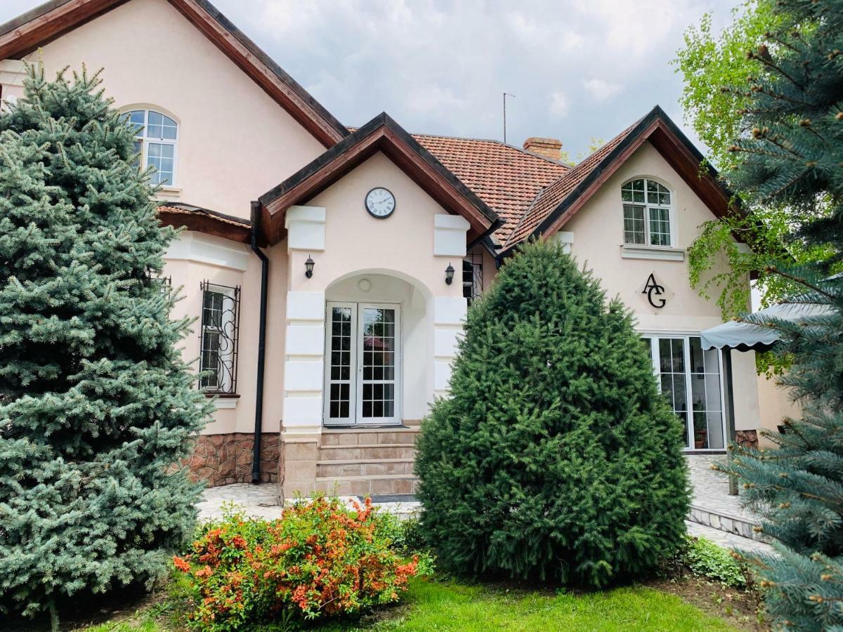 Astoria Garden Ξενοδοχείο Μπισκέκ Εξωτερικό φωτογραφία