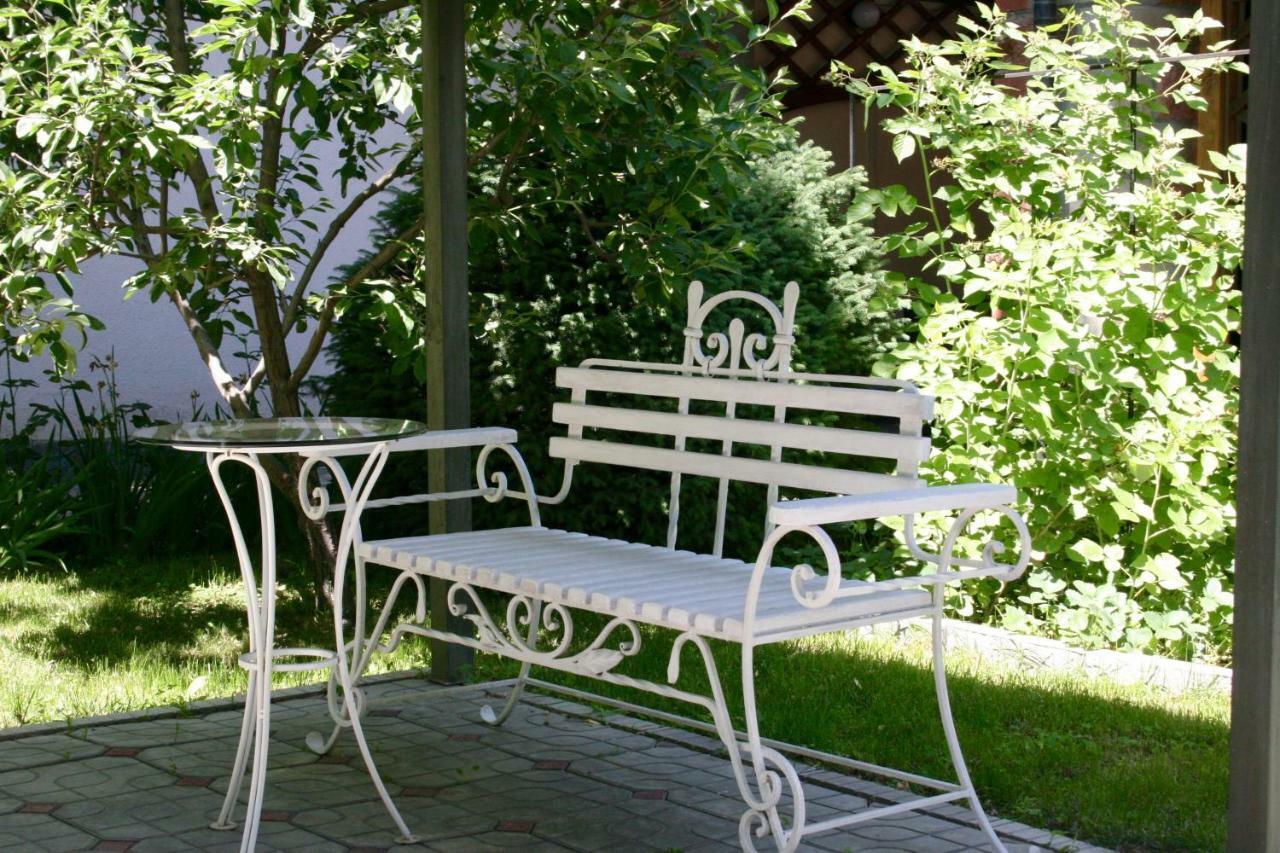 Astoria Garden Ξενοδοχείο Μπισκέκ Εξωτερικό φωτογραφία